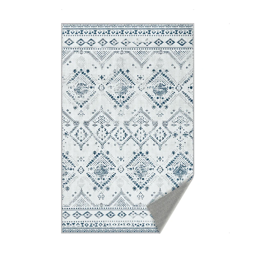 Area rug with non slip design and machine washable - Image 5