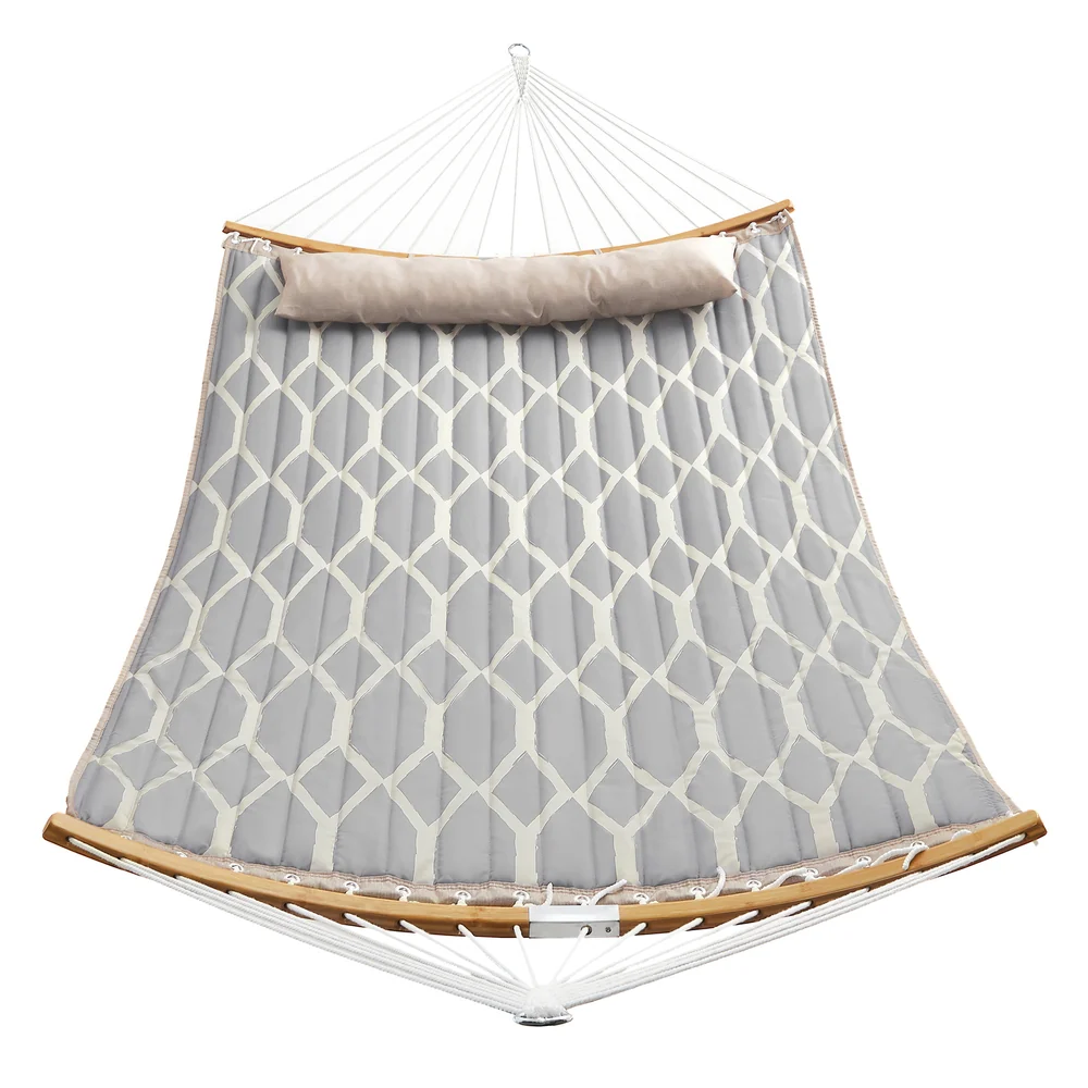 Quilted Hammock with Curved Bamboo Spreaders - Image 3